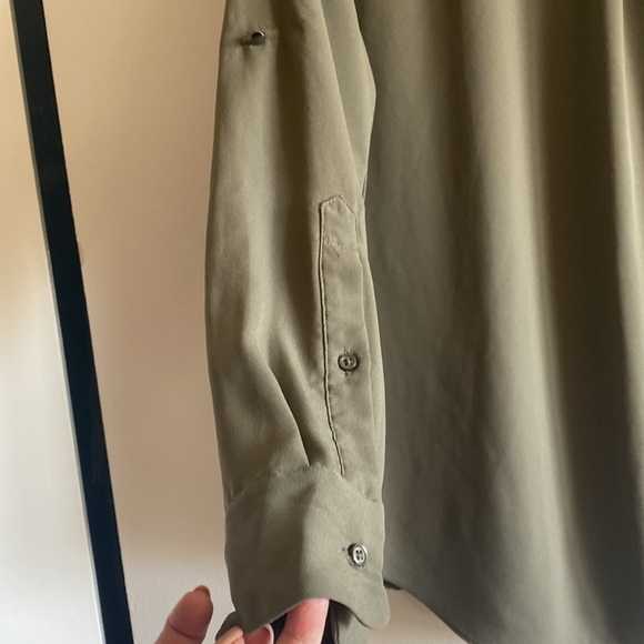 Mossimo Lg. Long Sleeve/3/4 sleeve Blouse, Olive - Picture 5 of 7